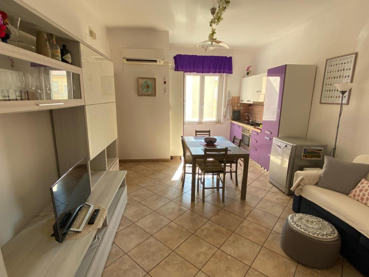 Lovely Sardinia Apartment Порто-Торрес Экстерьер фото