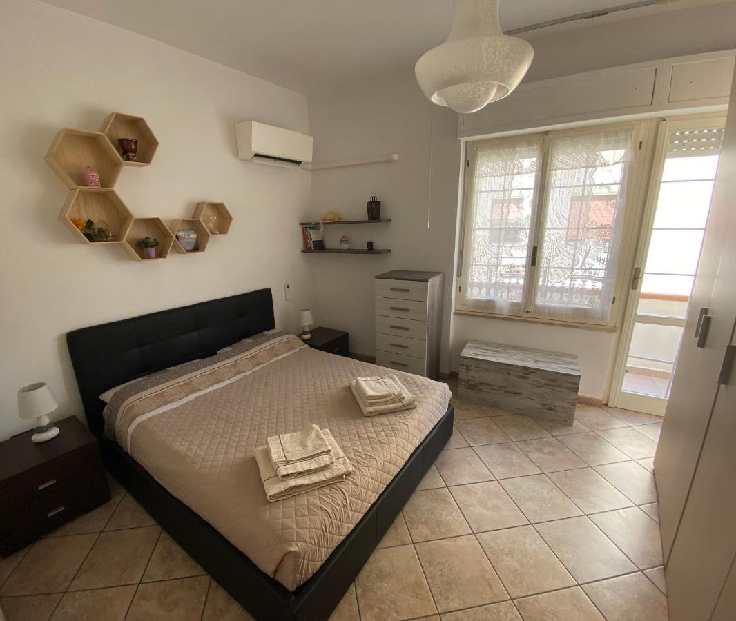 Lovely Sardinia Apartment Порто-Торрес Экстерьер фото